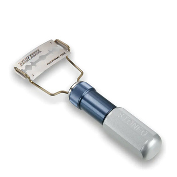 Stonfo outil pour travailler les poils de cerf